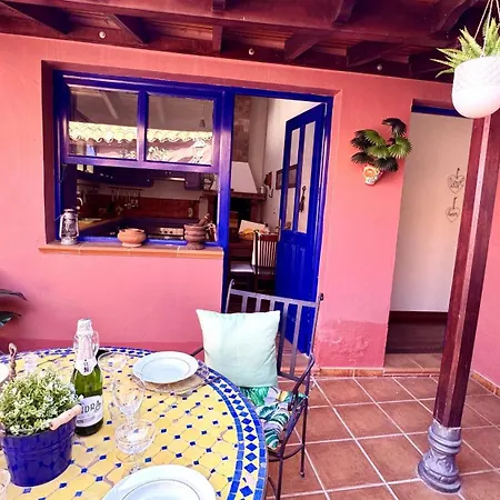 別荘 Canary House By Deihu Experiences