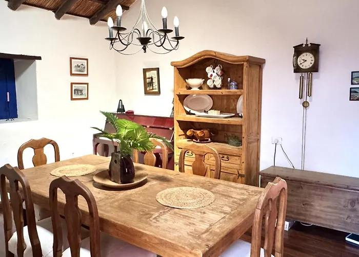 別荘 Canary House By Deihu Experiences